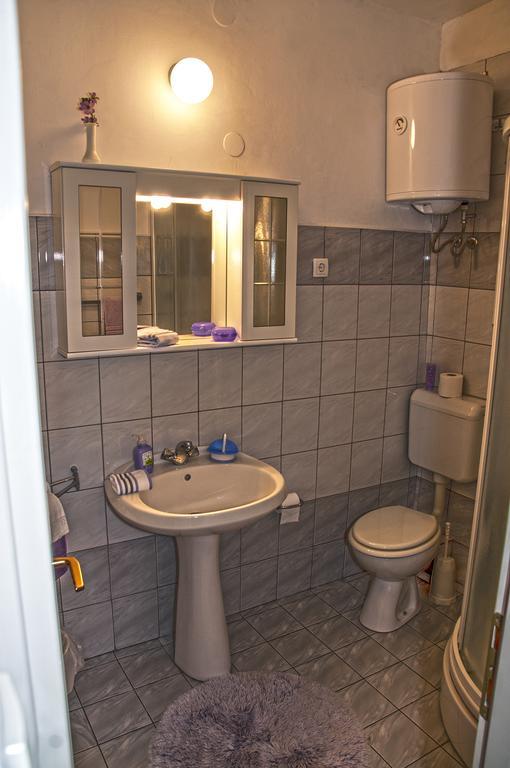 Marina Rooms Комижа Номер фото